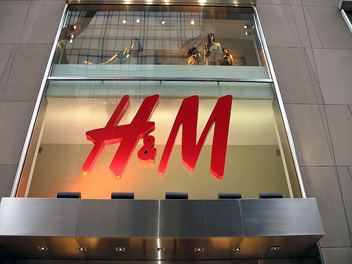 El grupo de moda H&M sigue aumentando sus ventas en 2010 El grupo de moda H&M sigue aumentando sus ventas en 2010