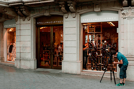 Escaparates de Stella McCartney en España by INSTORE Escaparates de Stella McCartney en España by INSTORE