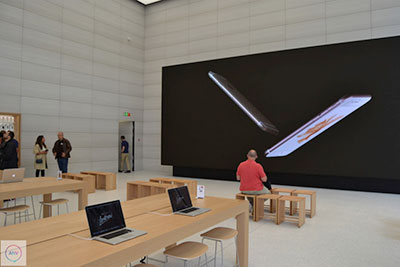 Acabados naturales para Apple Store en Bruselas Acabados naturales para Apple Store en Bruselas