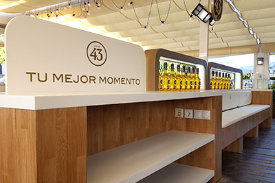 Mobiliario personalizado para Licor 43 by INSTORE Mobiliario personalizado para Licor 43 by INSTORE