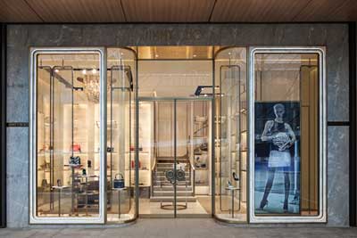 Diseno interior de lujo para la nueva tienda de Jimmy Choo en China Diseno interior de lujo para la nueva tienda de Jimmy Choo en China