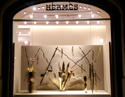Instalación escaparate Hermes Luna Paiva Barcelona Instalación escaparate Hermes Luna Paiva Barcelona