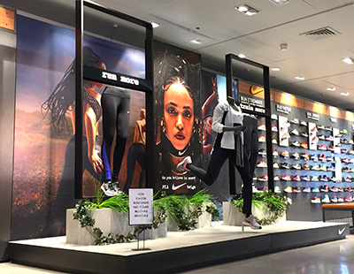 Producci贸n de escaparates Nike Madrid Producci贸n de escaparates Nike Madrid