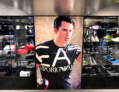 Decoracion en los puntos de venta Armani de Madrid y Barcelona Decoracion en los puntos de venta Armani de Madrid y Barcelona