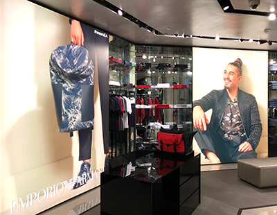 Instalacion de cajas de luz en punto de venta Armani Instalacion de cajas de luz en punto de venta Armani