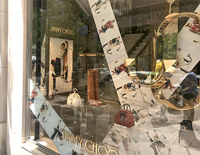 Instalacion de escaparate en la boutique de Jimmy Choo en Madrid Instalacion de escaparate en la boutique de Jimmy Choo en Madrid