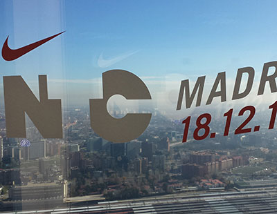 Decorado evento nike montaje impresion torre cristal Decorado evento nike montaje impresion torre cristal